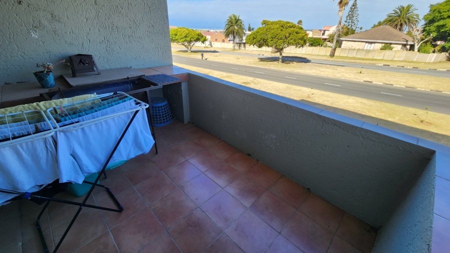 2 Bedroom Property for Sale in Heiderand Western Cape